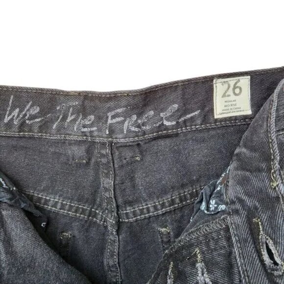 We The Free People Womens Jeans size 26 High Rise Black Straight Leg distressed - Picture 7 of 12